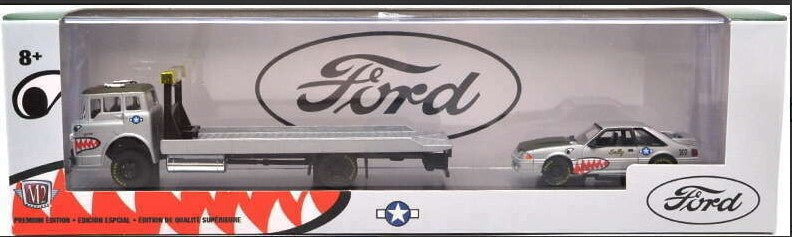 1:64 1990 Ford C-8000 & 1987 Ford Mustang GT