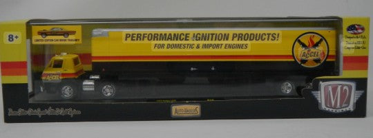 1:64 1969 Dodge L600 & 1969 Plymouth Road Runner 440