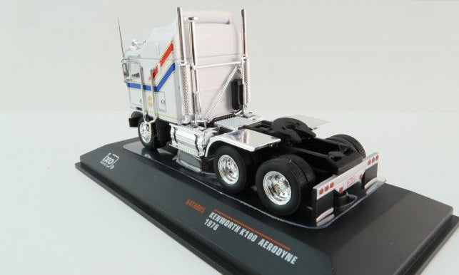 1:64 1976 Kenworth K100 Aerodyne