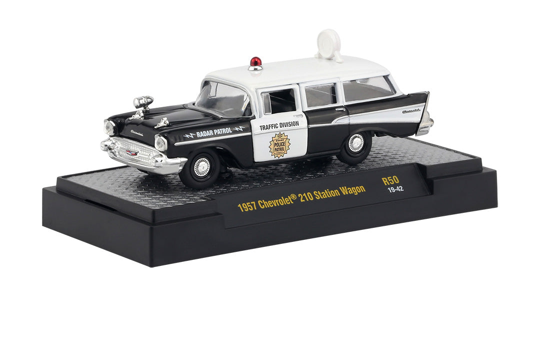 1:64 1957 Chevrolet 210 Station Wagon