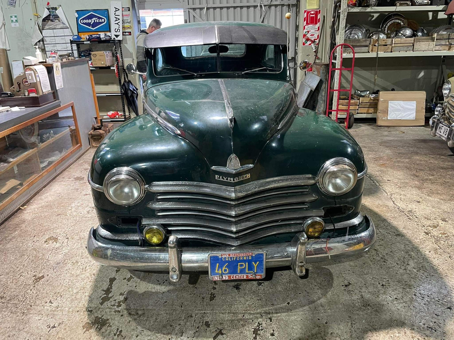 1946 Plymouth Special Deluxe Coupe
