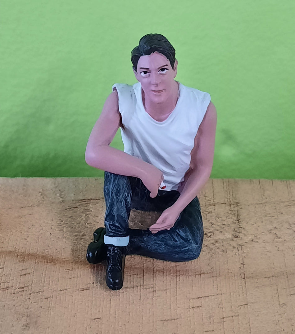 1:24 Mike Figurine