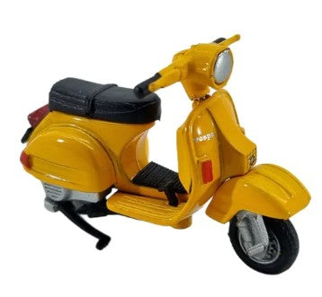 1:32  1978 Vespa P200E
