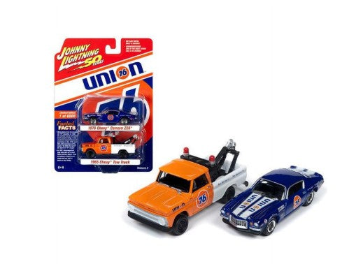 1:64 1970 Chevy Camaro Z28 & 1965 Chevy Tow Truck