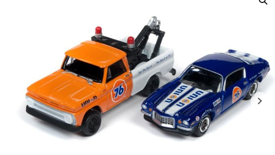1:64 1970 Chevy Camaro Z28 & 1965 Chevy Tow Truck