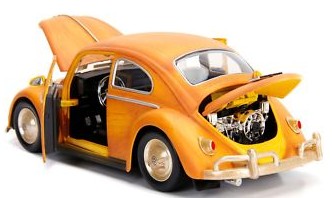 1:24 Volkswagen Beetle with Bumblebee & Charlie