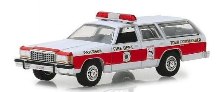 1:64 1985 Ford Ltd Crown Victoria Fire Dept Patterson