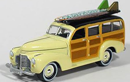 1:64 1941 Chevy Special Deluxe Woody