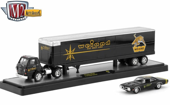 1:64  1970 Dodge L600 & 1970 Dodge Super Bee