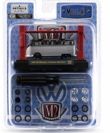 1:64 1958 VW Microbus 15 Window USA Model Model Kit
