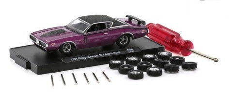 1:64  1971 Dodge Charger R/T 440 6-Pack