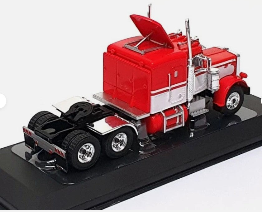 1:64  1973 Peterbilt 359