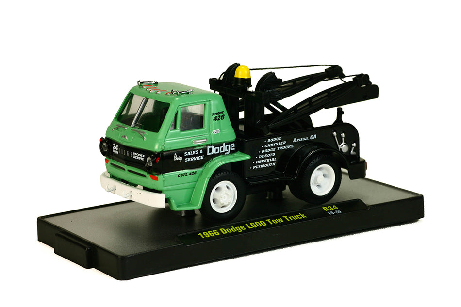 1:64 1966 Dodge L600 Tow Truck