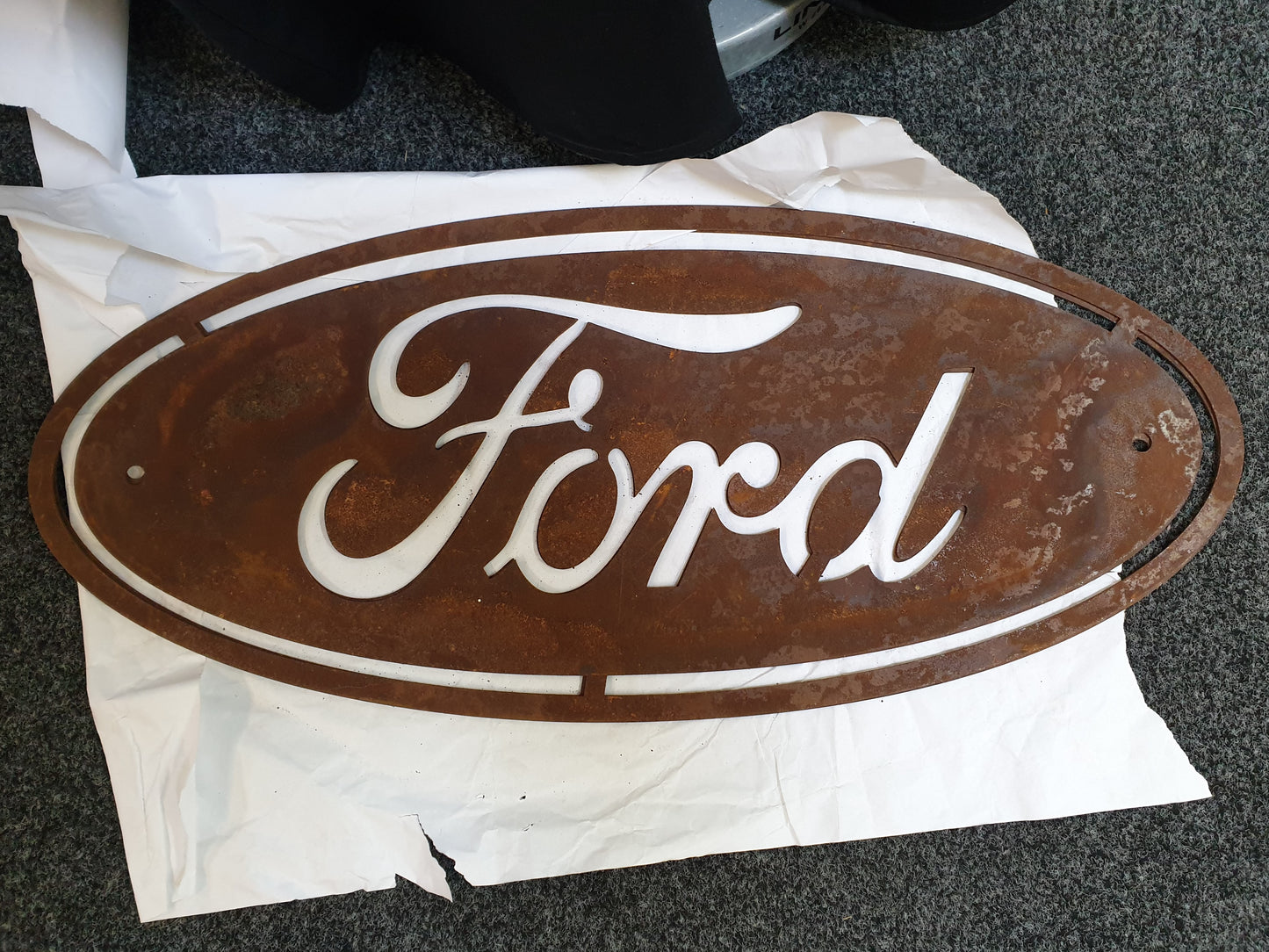 Ford V8 Laser Cut - Rust (various sizes)
